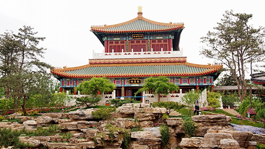 以科技創(chuàng)新擎起建筑之美——記中國建筑設(shè)計大師劉熠