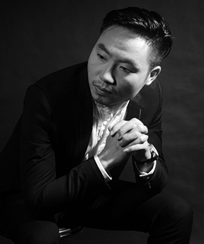 汪新強：刪繁去奢，繪事后素，雅韻方寸之間